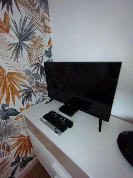 Le Ptit Nid De Louviers Tv/Fibre Appartement Buitenkant foto